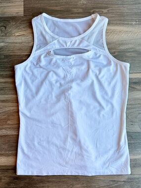 Chrissie‎ By Tail White Cutout Neck Athletic Tank Top Size S